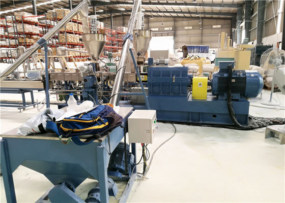Trung Quốc Tiếng ồn thấp đôi vít Compounding Extruder, PP / PE nhựa đùn máy nhà cung cấp